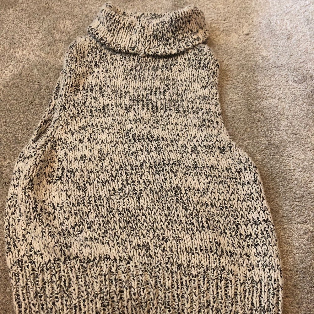 Kendall and Kylie sweater